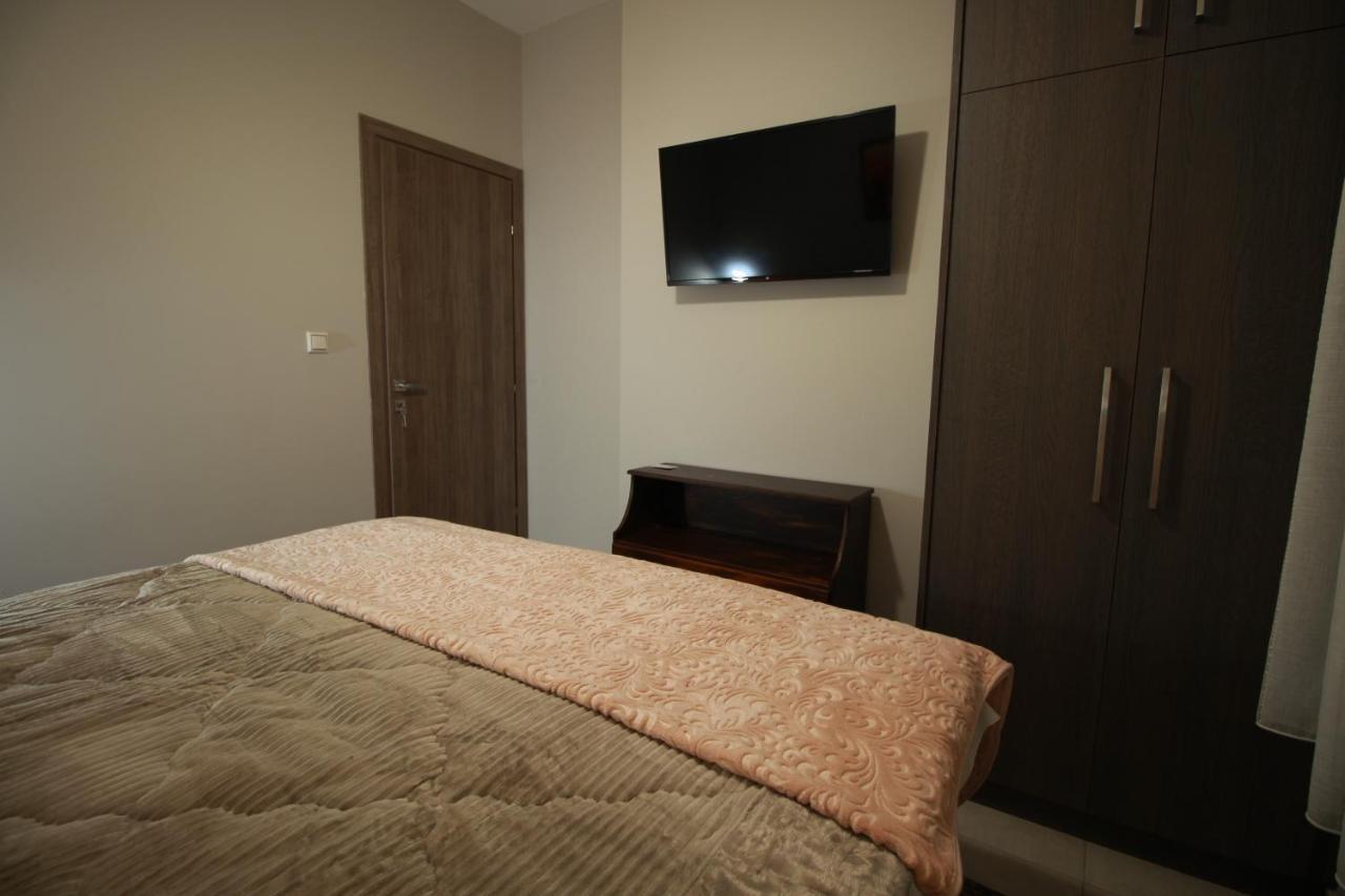 Apartment Evangelia Homes *